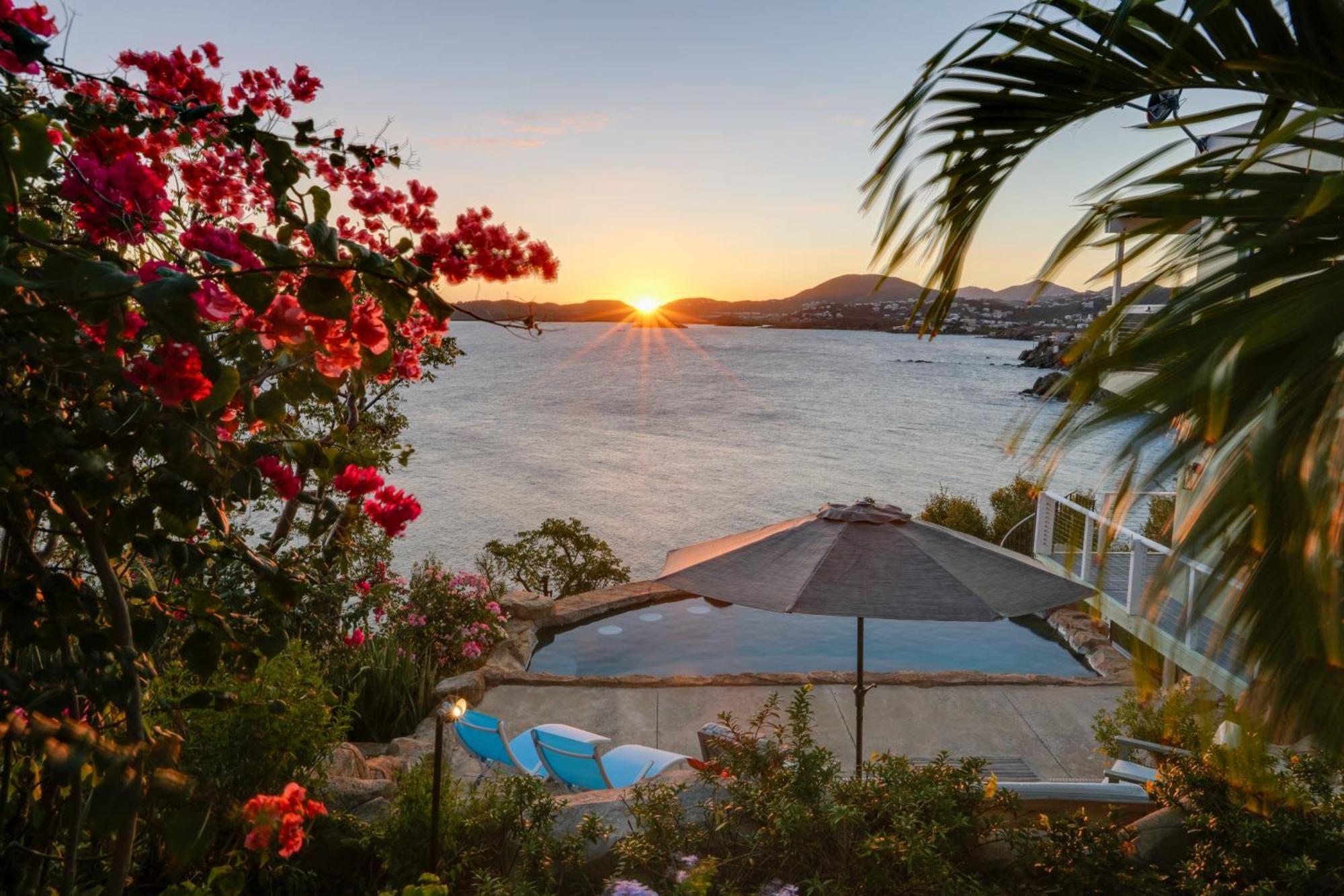 Sea La Vie - Waterfront St Thomas Escape With Pool Nazareth Exterior foto